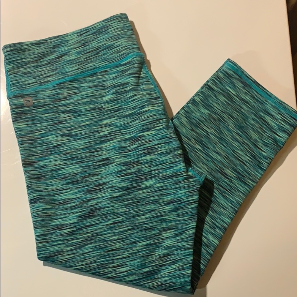 Fabletics cropped legging